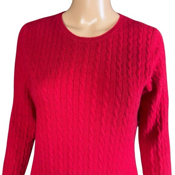 R Derwin Litchfield Red Cable Knit 100% 2 Ply Cashmere Sweater Size M - Picture 2 of 9